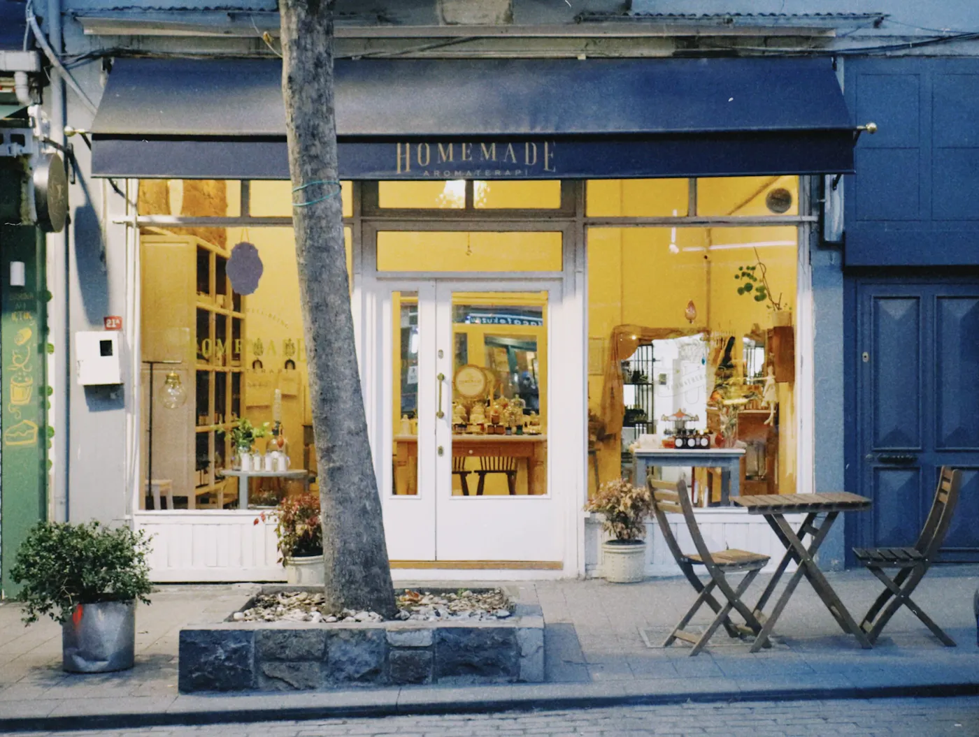 Warrelwind Deli — Station Street, Hopetown